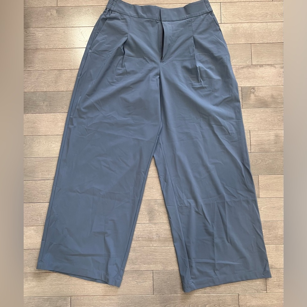 ATHLETA Pinnacle High-Waist Wide-Leg Women's Trousers in Celestial, Size 12 - Picture 3 of 10